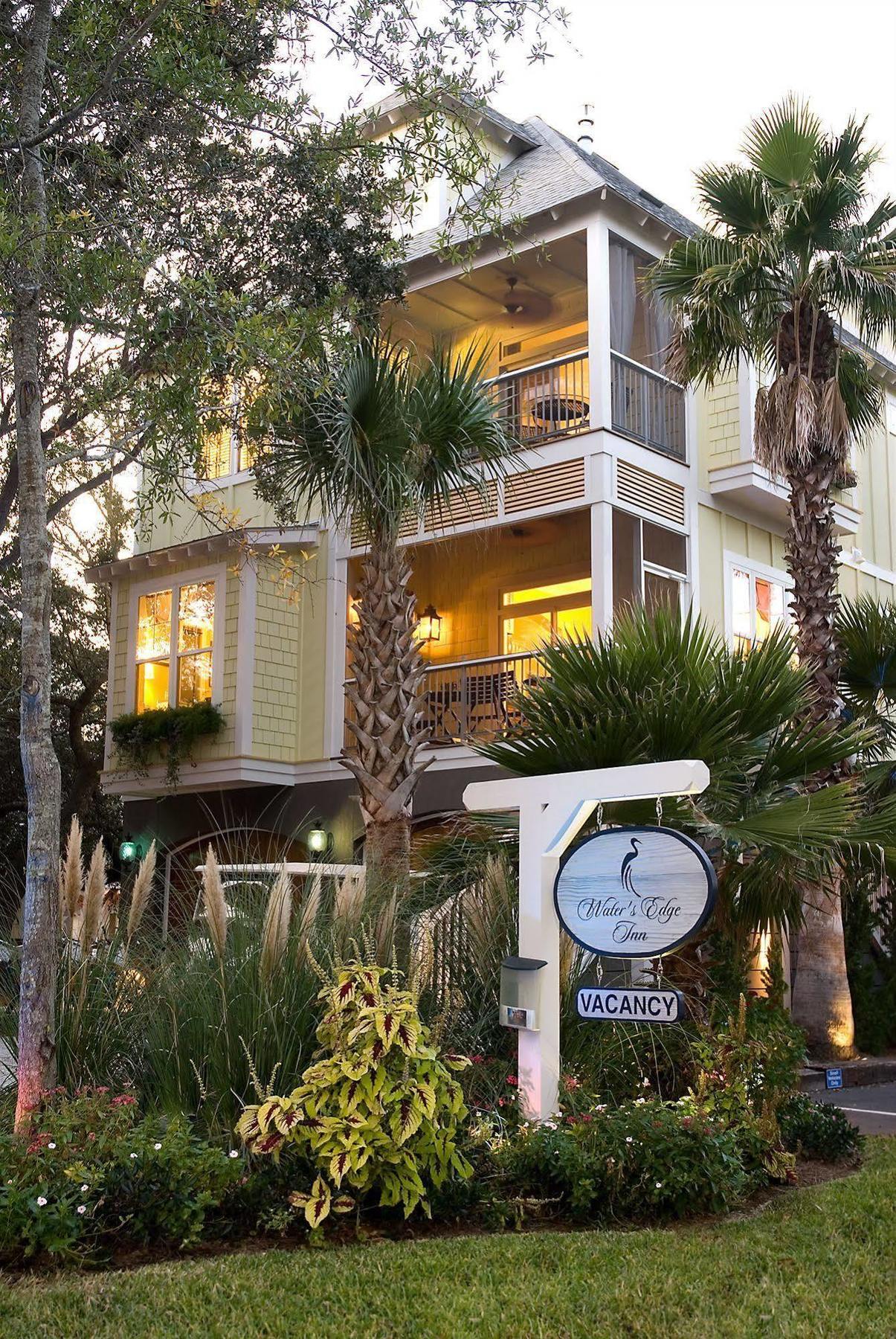 פולי ביץ' Water'S Edge Inn - Adults Only מראה חיצוני תמונה